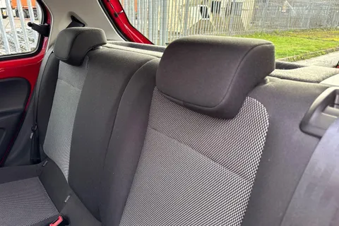 DG18YUT SEAT Mii 1.0 12v Design Mii Euro 6 5dr Thumbnail #14