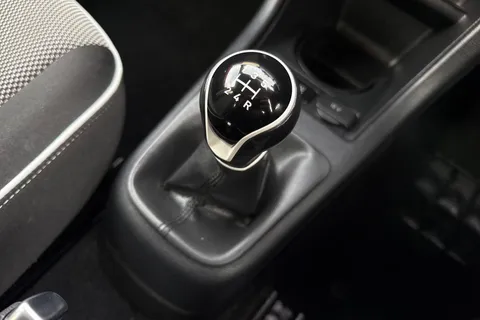 DG18YUT SEAT Mii 1.0 12v Design Mii Euro 6 5dr Thumbnail #20