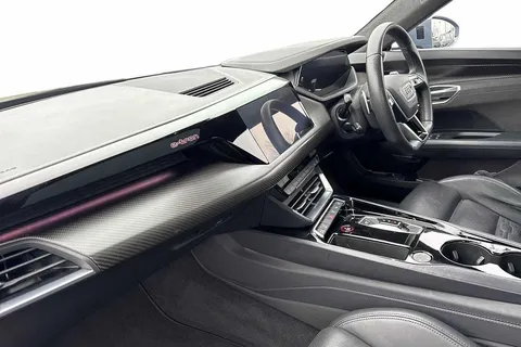 LY72BVD Audi e-tron GT Vorsprung quattro 350,00 kW Thumbnail #2