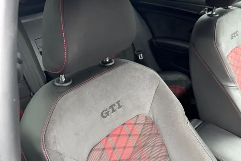 R666TCR Volkswagen Golf 2.0 TSI 290 GTI TCR 5dr DSG | Akrapovic exhaust | Graphics Pack Thumbnail #37