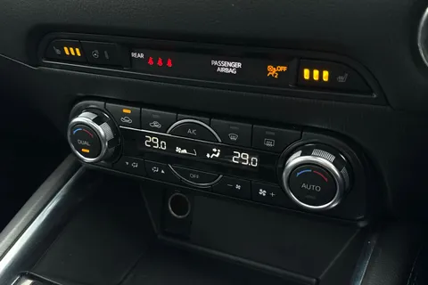 YJ68HHE Mazda Cx-5 2.2 SKYACTIV-D Sport Nav+ 4WD Euro 6 (s/s) 5dr Thumbnail #21