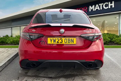 YW23OBN Alfa Romeo Giulia 2.0T Competizione Auto Euro 6 (s/s) 4dr Thumbnail #5