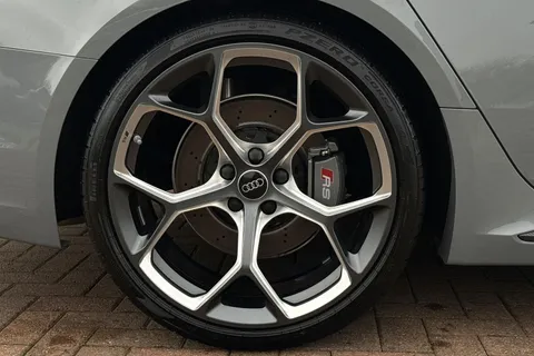 11 of 65 for Audi RS 4 RS 4 Avant edition 25 years 470 PS tiptronic