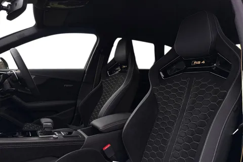 15 of 65 for Audi RS 4 RS 4 Avant edition 25 years 470 PS tiptronic