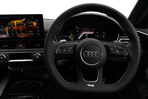 17 of 65 for Audi RS 4 RS 4 Avant edition 25 years 470 PS tiptronic