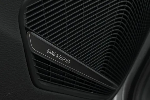 35 of 65 for Audi RS 4 RS 4 Avant edition 25 years 470 PS tiptronic