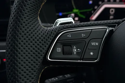 39 of 65 for Audi RS 4 RS 4 Avant edition 25 years 470 PS tiptronic