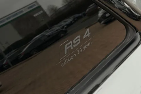 49 of 65 for Audi RS 4 RS 4 Avant edition 25 years 470 PS tiptronic