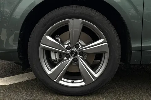  Audi Q3 2.0 TDI S line S Tronic Euro 6 (s/s) 5dr Thumbnail #10