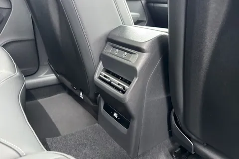  Audi Q3 2.0 TDI S line S Tronic Euro 6 (s/s) 5dr Thumbnail #39