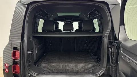 KT74AVZ Land Rover Defender 110 2.0 P300e X-Dynamic HSE 5dr Thumbnail #11