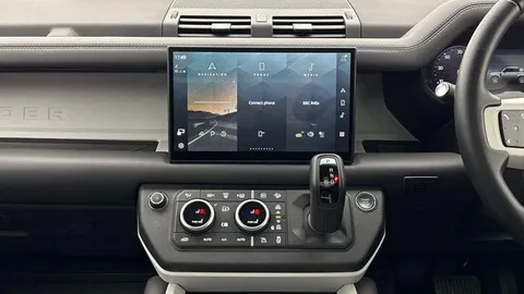 KT74AVZ Land Rover Defender 110 2.0 P300e X-Dynamic HSE 5dr Thumbnail #15