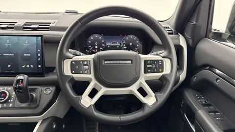 KT74AVZ Land Rover Defender 110 2.0 P300e X-Dynamic HSE 5dr Thumbnail #16