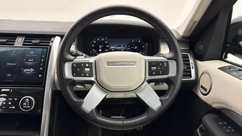 KK24GWE Land Rover Discovery 3.0 D350 Dynamic HSE 5dr Thumbnail #16