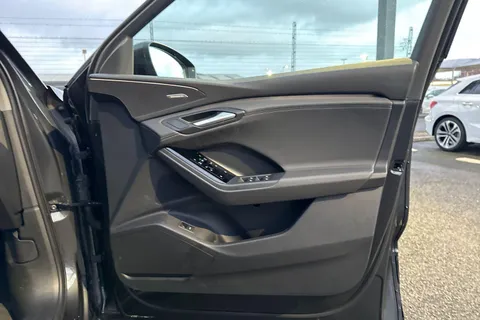 KS74VLP Audi Q6 E-Tron 100kWh Sport Auto quattro 5dr Thumbnail #21