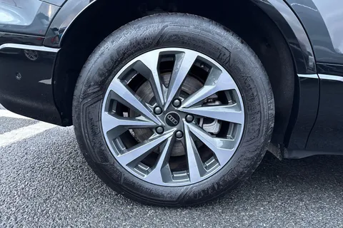 KS74VLP Audi Q6 E-Tron 100kWh Sport Auto quattro 5dr Thumbnail #26