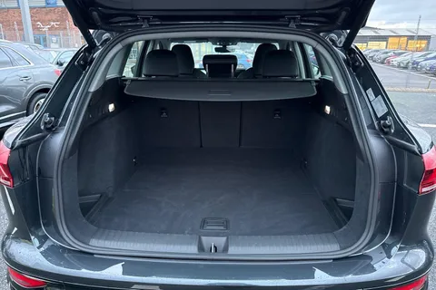 KS74VLP Audi Q6 E-Tron 100kWh Sport Auto quattro 5dr Thumbnail #38