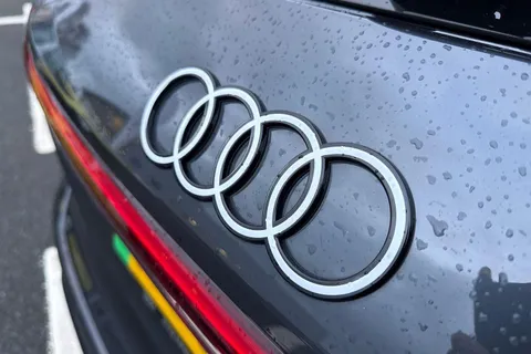 KS74VLP Audi Q6 E-Tron 100kWh Sport Auto quattro 5dr Thumbnail #46