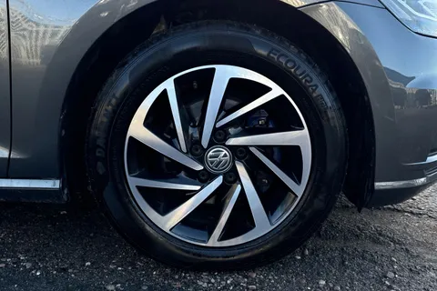 PF69VVK Volkswagen Golf 1.5 TSI EVO Match Edition Euro 6 (s/s) 5dr Thumbnail #11