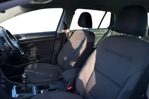 PF69VVK Volkswagen Golf 1.5 TSI EVO Match Edition Euro 6 (s/s) 5dr Thumbnail #17