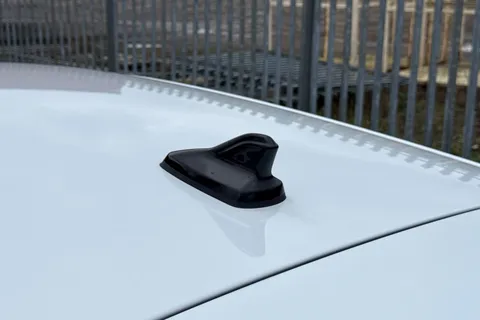 FV25DBY SEAT Leon 1.5 eTSI MHEV FR DSG Euro 6 (s/s) 5dr Thumbnail #28