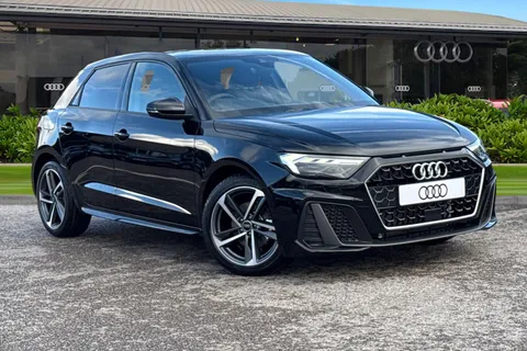  Audi A1 1.0 TFSI 30 S line Sportback Euro 6 (s/s) 5dr Thumbnail #2