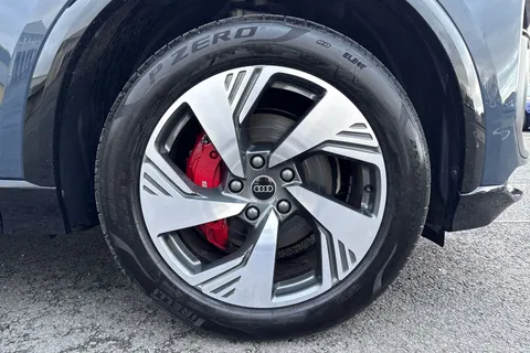 ND74OKL Audi Q6 E-Tron Q6 SUV S line e-tron quattro 285,00 kW Thumbnail #11