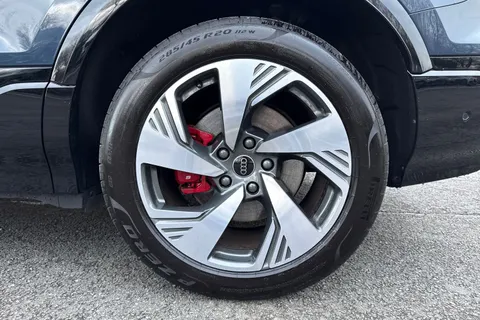 ND74OKL Audi Q6 E-Tron Q6 SUV S line e-tron quattro 285,00 kW Thumbnail #13