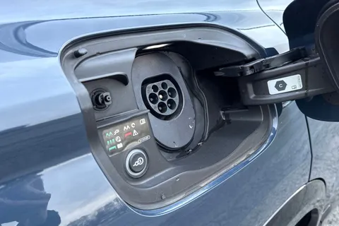 ND74OKL Audi Q6 E-Tron Q6 SUV S line e-tron quattro 285,00 kW Thumbnail #34