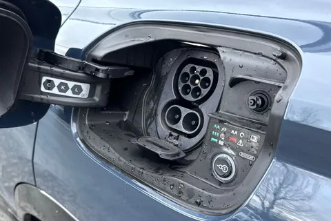 ND74OKL Audi Q6 E-Tron Q6 SUV S line e-tron quattro 285,00 kW Thumbnail #39