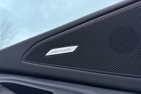 ND74OKL Audi Q6 E-Tron Q6 SUV S line e-tron quattro 285,00 kW Thumbnail #44