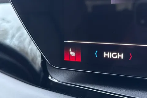 ND74OKL Audi Q6 E-Tron Q6 SUV S line e-tron quattro 285,00 kW Thumbnail #48