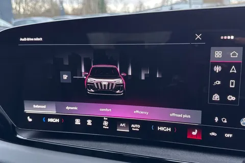 ND74OKL Audi Q6 E-Tron Q6 SUV S line e-tron quattro 285,00 kW Thumbnail #61