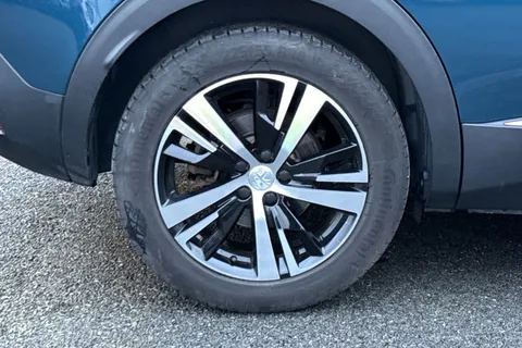 GV72LFX PEUGEOT 3008 1.6 Hybrid4 300 GT Line 5dr e-EAT8 Thumbnail #14