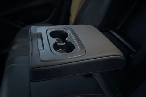 GV72LFX PEUGEOT 3008 1.6 Hybrid4 300 GT Line 5dr e-EAT8 Thumbnail #35