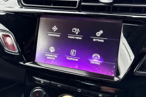 44 of 64 for DS Automobiles Ds 3 1.2 PureTech Prestige Euro 6 (s/s) 3dr