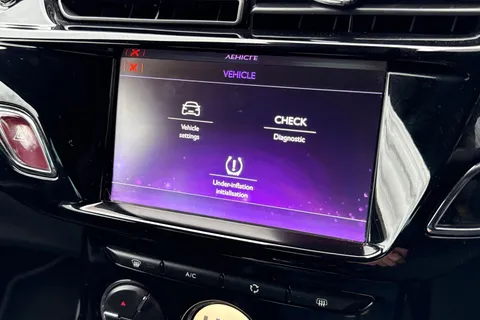 49 of 64 for DS Automobiles Ds 3 1.2 PureTech Prestige Euro 6 (s/s) 3dr