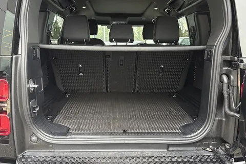 PJ74OAS Land Rover Defender 110 3.0 D250 X-Dynamic SE 5dr Thumbnail #11