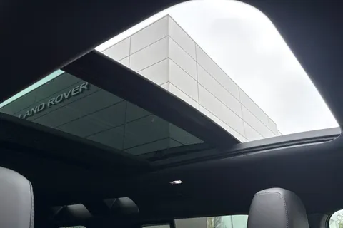 PJ74OAS Land Rover Defender 110 3.0 D250 X-Dynamic SE 5dr Thumbnail #31