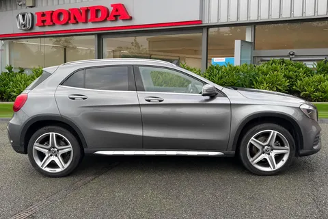 LV17UKW Mercedes-Benz Gla 220d 4Matic AMG Line 5dr Auto Thumbnail #6