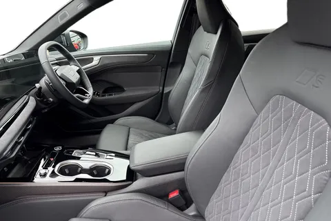 DY75UDZ Audi A6 Avant Avant Edition 1 204 PS TFSI S tronic Thumbnail #17