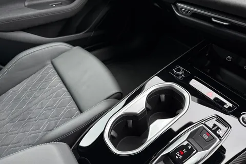 DY75UDZ Audi A6 Avant Avant Edition 1 204 PS TFSI S tronic Thumbnail #21