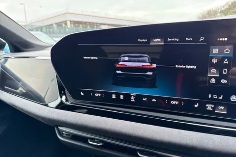 DY75UDZ Audi A6 Avant Avant Edition 1 204 PS TFSI S tronic Thumbnail #41