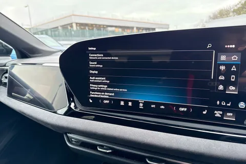 DY75UDZ Audi A6 Avant Avant Edition 1 204 PS TFSI S tronic Thumbnail #42