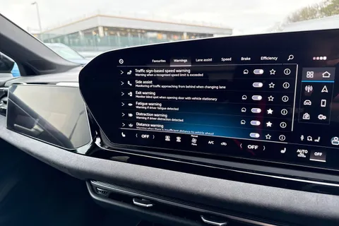 DY75UDZ Audi A6 Avant Avant Edition 1 204 PS TFSI S tronic Thumbnail #44