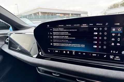 DY75UDZ Audi A6 Avant Avant Edition 1 204 PS TFSI S tronic Thumbnail #46