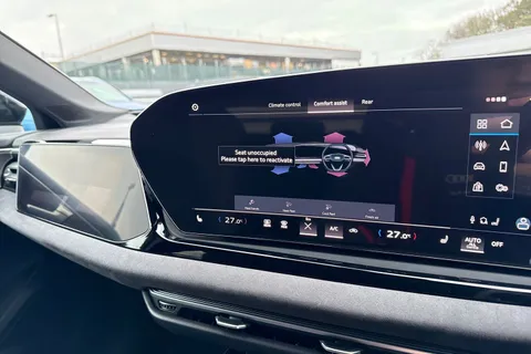 DY75UDZ Audi A6 Avant Avant Edition 1 204 PS TFSI S tronic Thumbnail #50