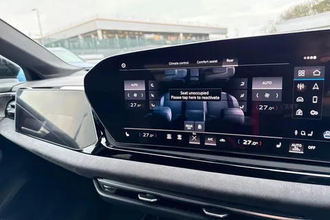 DY75UDZ Audi A6 Avant Avant Edition 1 204 PS TFSI S tronic Thumbnail #51