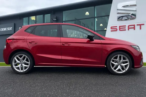 DE70MUB SEAT Ibiza 1.0 TSI FR Euro 6 (s/s) 5dr Thumbnail #4