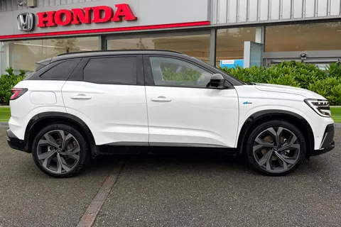 LL25HNF Renault Austral E-Tech FHEV Iconic Esprit Alpine 5dr Auto Thumbnail #4